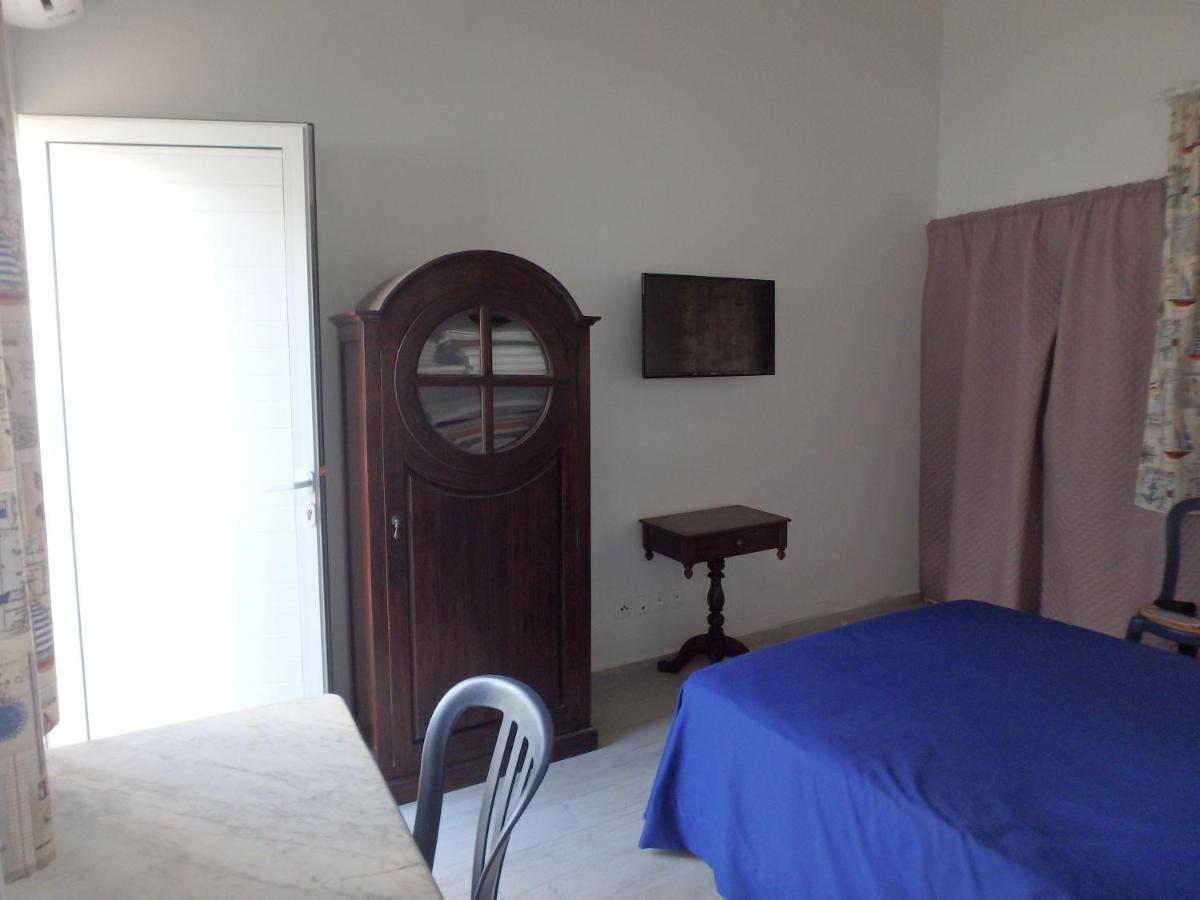 Bed and Breakfast La Marine Le Moule Exterior foto